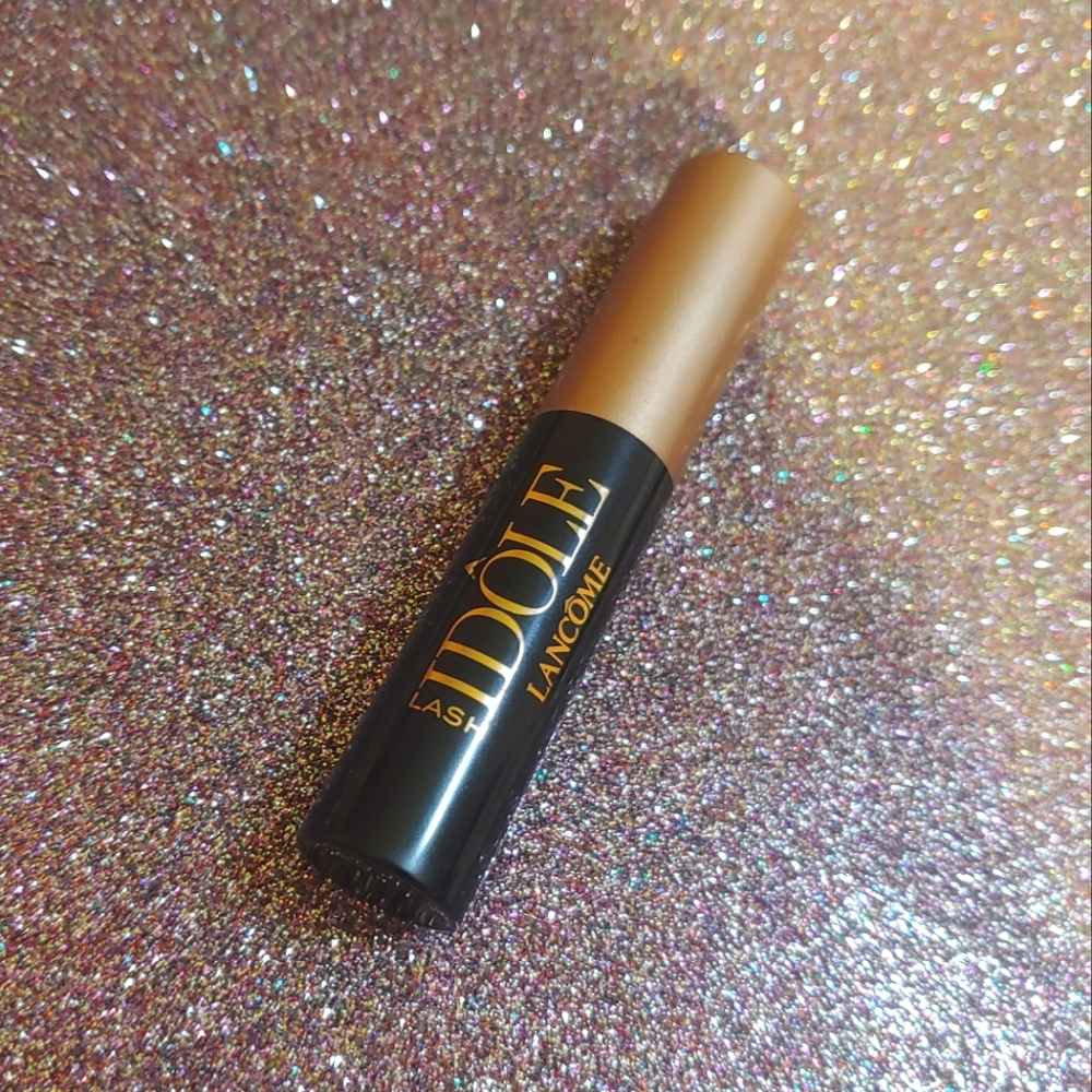 01 Glossy Black Idole Lash Mascara Lash-Lifting & Volumizing Mascara Lancome